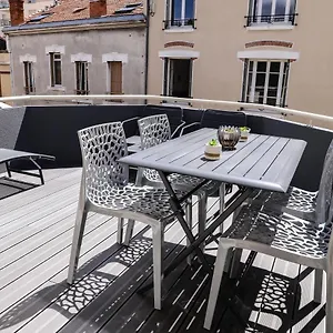 Appartement T3 Jaude + Terrasse Et Garage